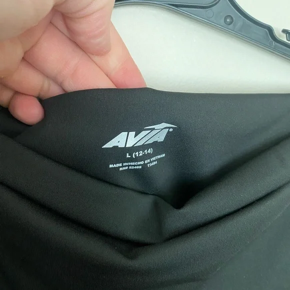 NWT! Black and White Avia Court Leggings - Picture 2 of 3